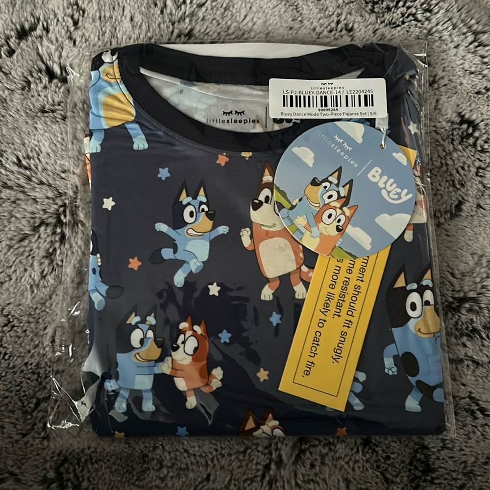 Little Sleepies Bluey long sleeve set 5/6 NIP